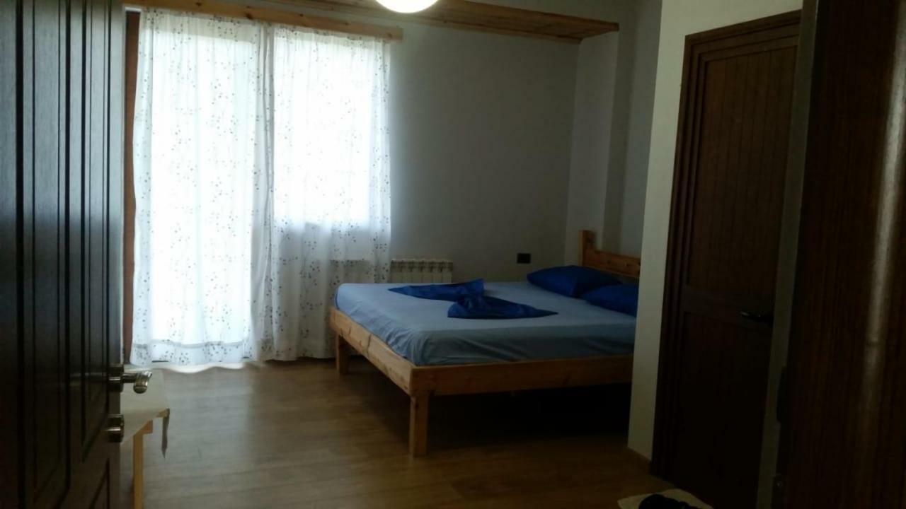 Bujtina E Tomorrit Ξενοδοχείο Ujanik Εξωτερικό φωτογραφία