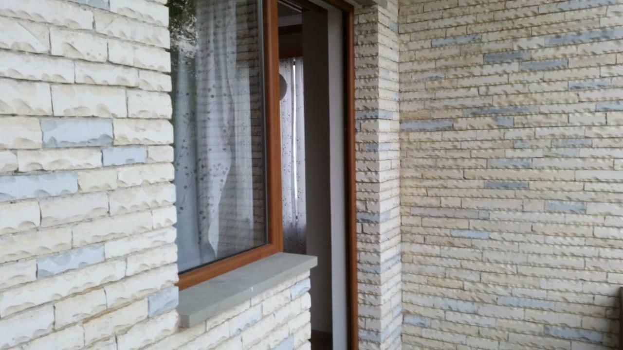 Bujtina E Tomorrit Ξενοδοχείο Ujanik Εξωτερικό φωτογραφία