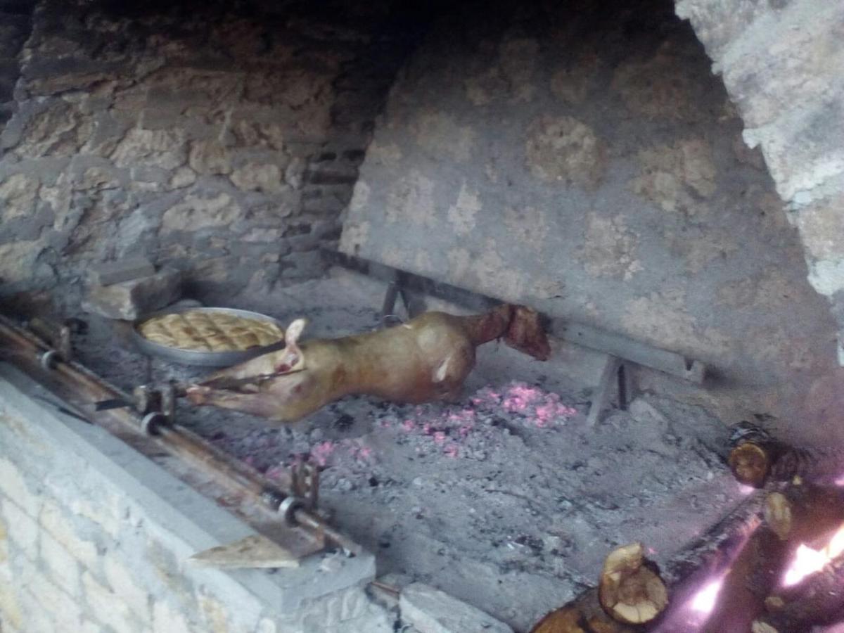 Bujtina E Tomorrit Ξενοδοχείο Ujanik Εξωτερικό φωτογραφία